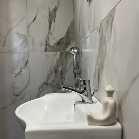 Summer Me - Studio Downtown *